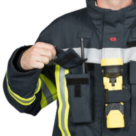Funkgerätetasche auf der rechten Brustseite für Einsatzjacke ROSENBAUER FIRE FIT 2